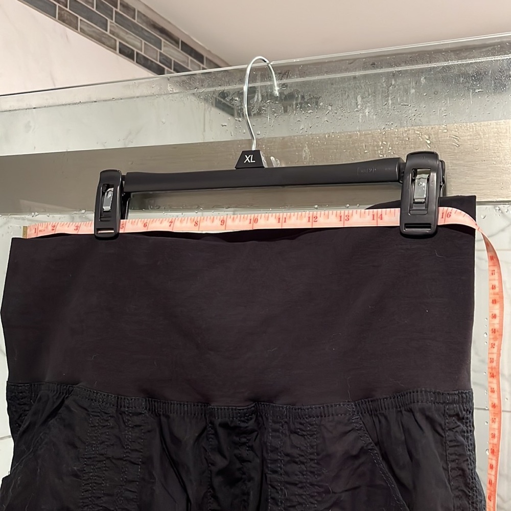 Calvin Klein Performance Capris - Picture 8 of 9